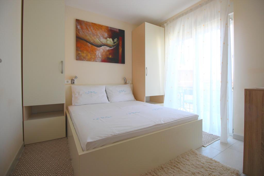 Apartment Brigite 罗维尼 外观 照片